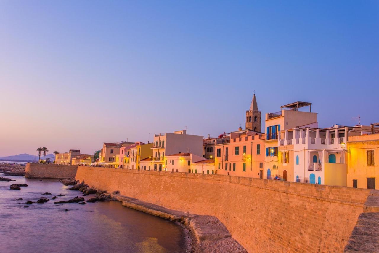 Panoramic Bastioni Sea View Apartman Alghero Kültér fotó