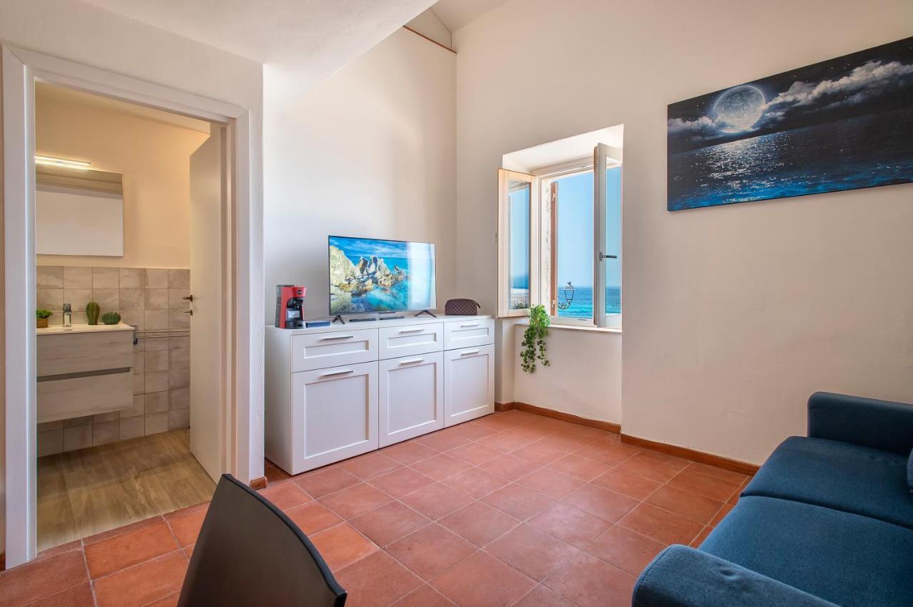 Panoramic Bastioni Sea View Apartman Alghero Kültér fotó